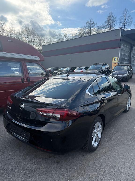 Gebraucht Opel Insignia Edition 170 PS (125 kW) 2019 Schwarz Limousine