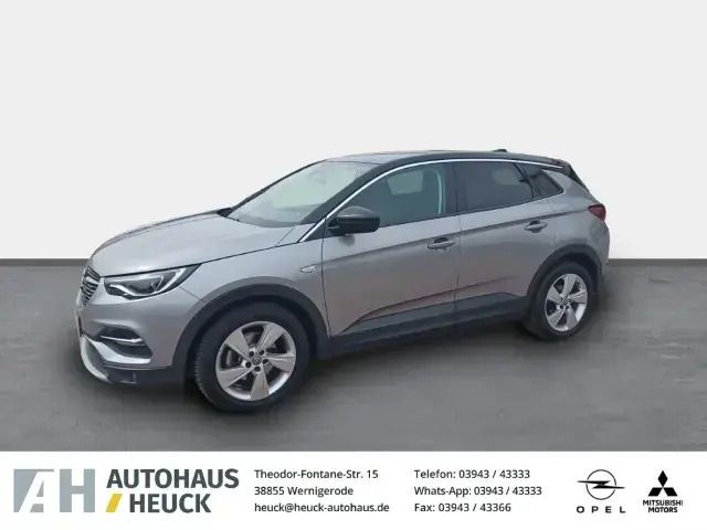 Grau Gebraucht 2020 Opel Grandland X Innovation SUV | 17.950 € (Guter Preis) - Bild 1/4