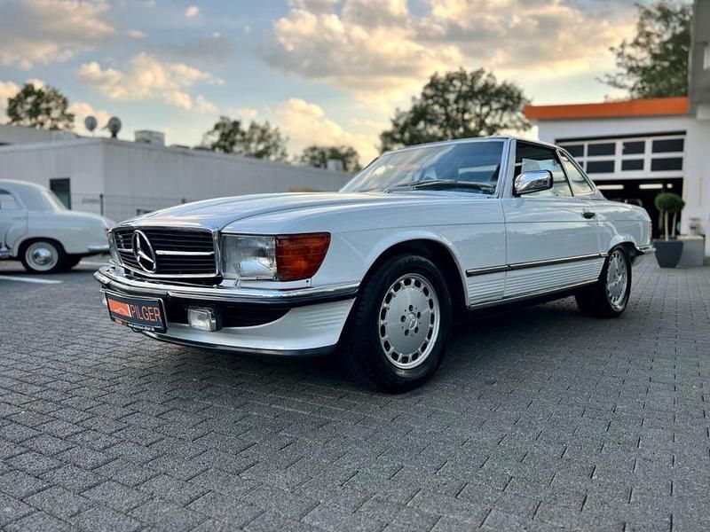 Gebraucht Mercedes 560 231 PS (169 kW) 1986 Weiß Cabrio