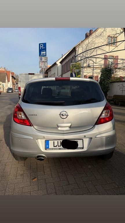 Gebraucht Opel Corsa Color Edition 87 PS (63 kW) 2012 Grau Kleinwagen