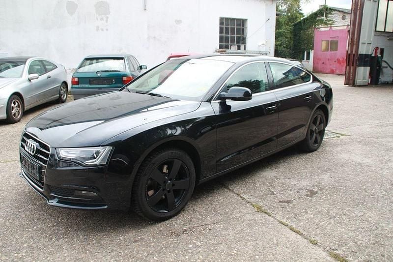 Schwarz Gebraucht 2012 Audi A5 Sportback Advanced Limousine | 6.900 € (Guter Preis) - Bild 1/4