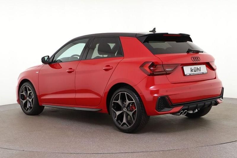 Gebraucht Audi A1 Sportback S-line plus 207 PS (152 kW) 2025 Rot Kleinwagen