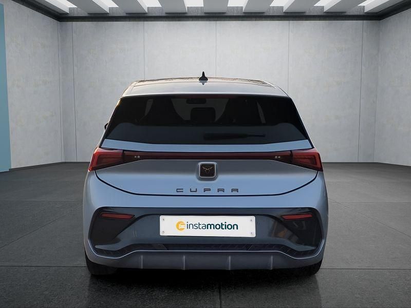 Second-hand Cupra Born 150 kW (204 CP) 2023 Argintiu Hatchback