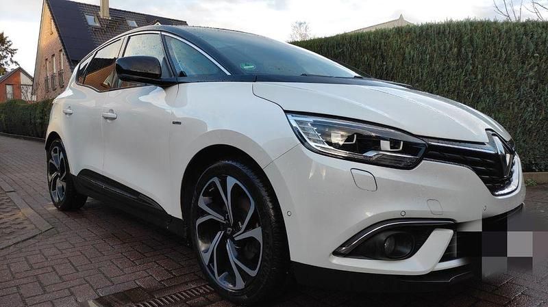 Weiß Gebraucht 2017 Renault Scénic IV Bose Edition Van / Kleinbus | 13.900 € (Guter Preis) - Bild 1/4