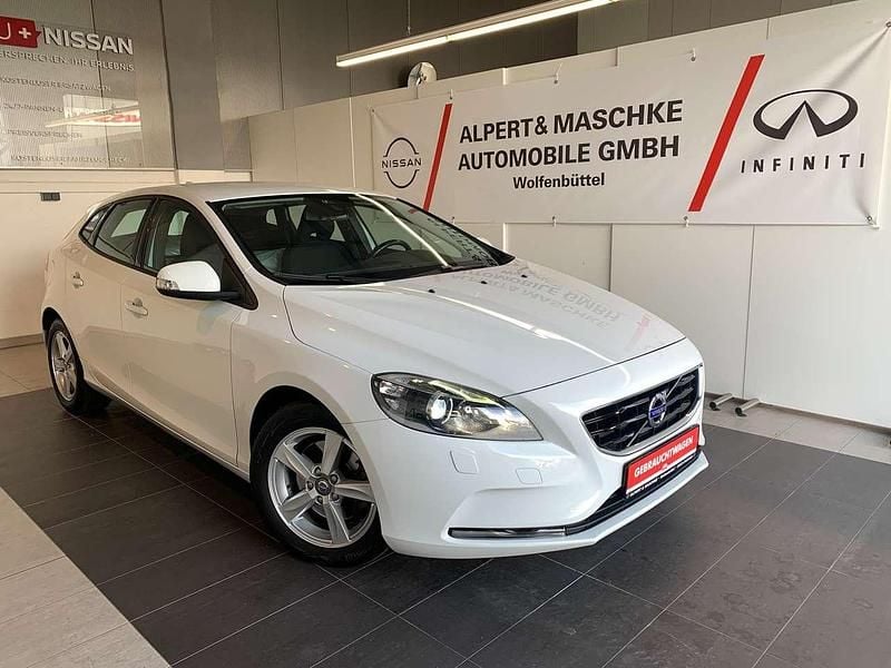Ice white Gebraucht 2014 Volvo V40 You! Kombi | 10.450 € (Fairer Preis) - Bild 1/4