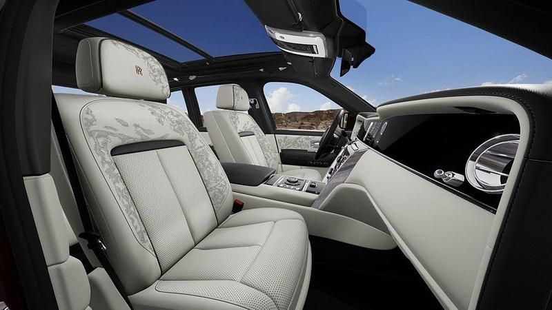 Neu Rolls Royce Cullinan 544 PS (400 kW) 2026 Braun SUV