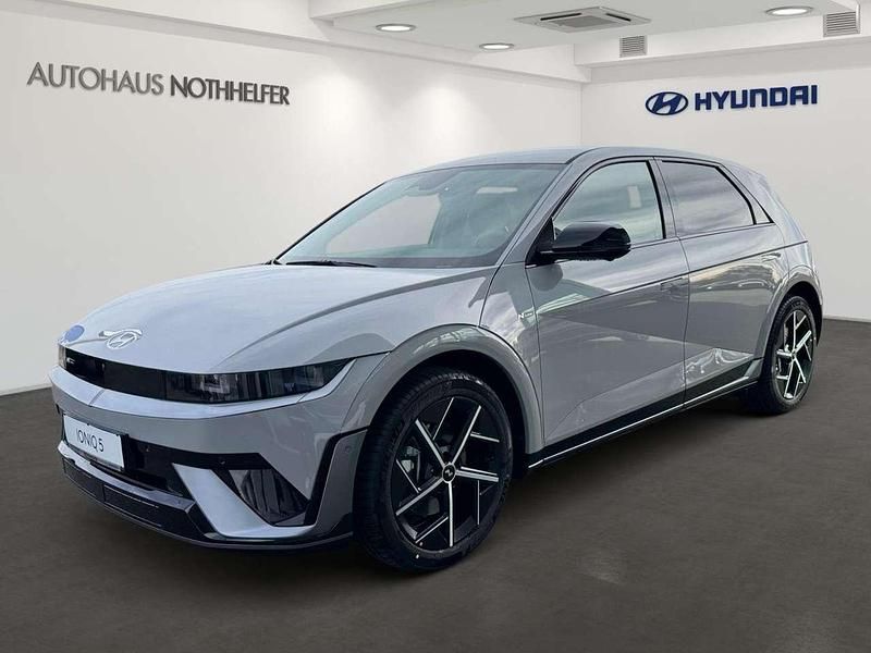Grau (cyber grey) Neu 2025 Hyundai Ioniq N Line Kleinwagen | 53.100 € (Superpreis) - Bild 1/4