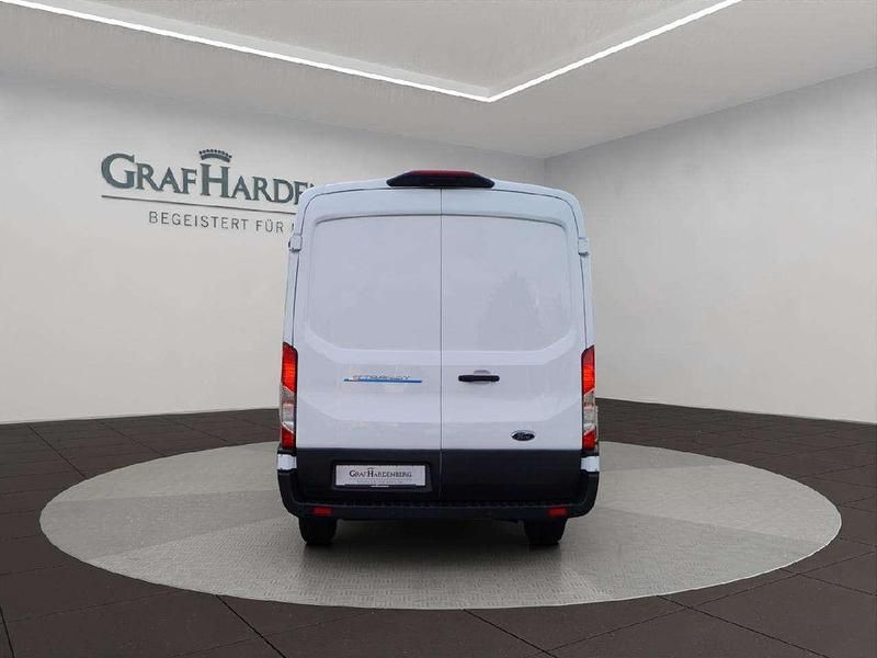 Gebraucht Ford Transit Trend 135 kW (184 PS) 2023 Frostweiß Van / Kleinbus