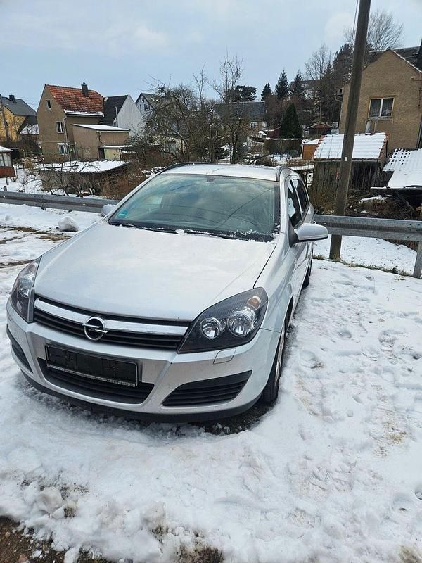 Gebraucht Opel Astra Edition+ 125 PS (91 kW) 2005 Kombi