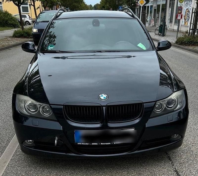 Schwarz Gebraucht 2008 BMW 318 Kombi | 3.500 € (Fairer Preis) - Bild 1/4