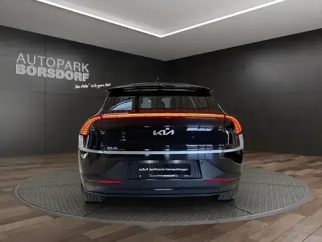Gebraucht Kia EV6 Basis 168 kW (229 PS) 2023 Schwarz SUV
