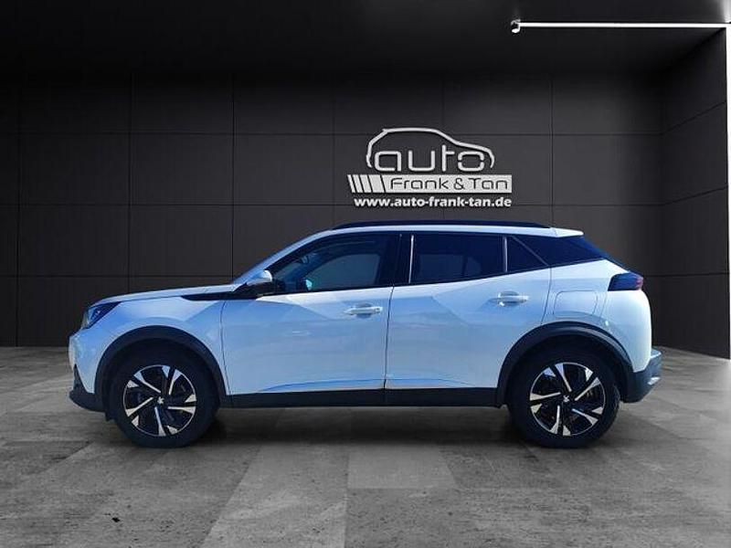 Gebraucht Peugeot e-2008 Allure 100 kW (136 PS) 2021 Weiß SUV