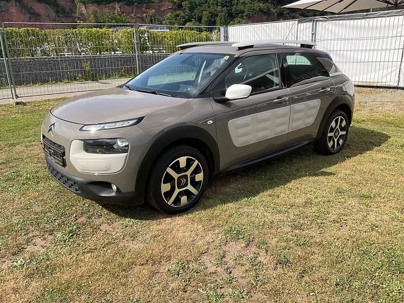 Grau Gebraucht 2014 Citroën C4 Cactus Kleinwagen | 5.700 € (Superpreis) - Bild 1/4