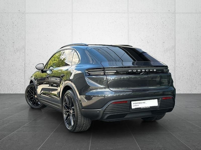 Gebraucht Porsche Macan 264 kW (360 PS) 2025 Vulkangraumetallic SUV