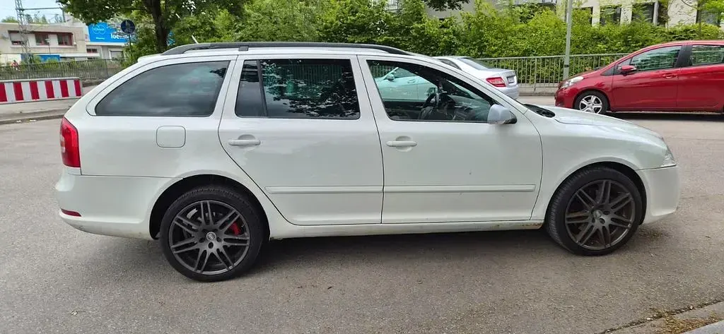 Gebraucht Skoda Octavia RS 170 PS (125 kW) 2008 Weiß Limousine