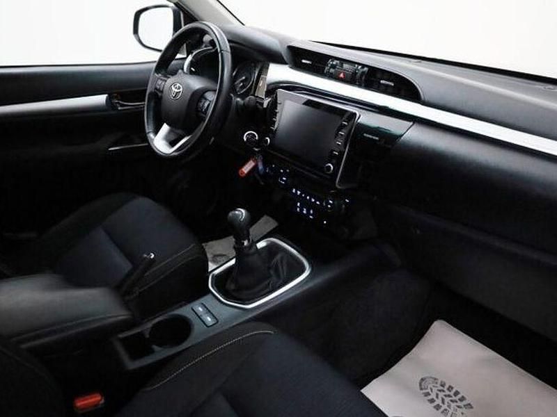 Gebraucht Toyota HiLux Comfort 204 PS (150 kW) 2022 Grau (metallic) Abholung