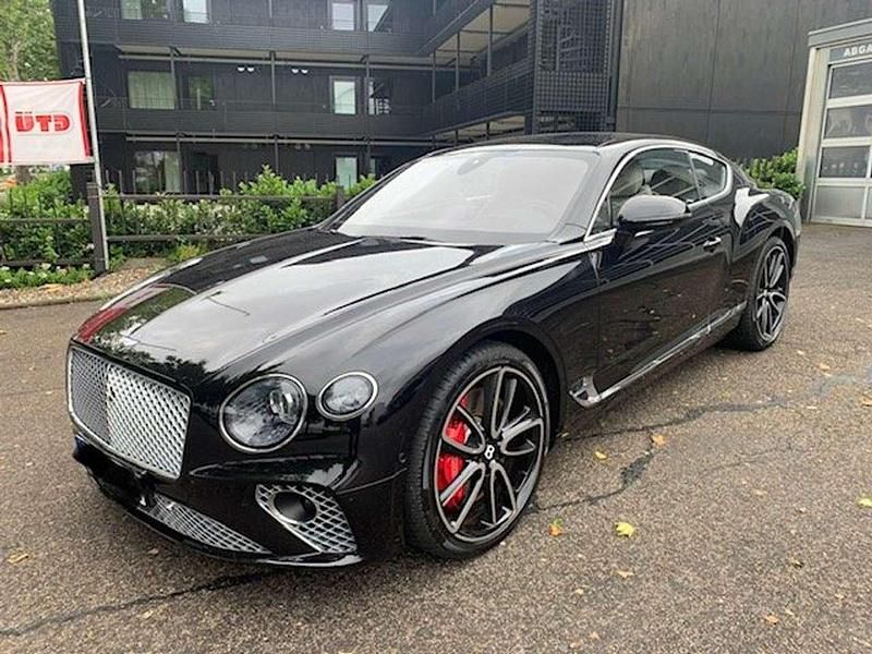 Gebraucht Bentley Continental 635 PS (467 kW) 2019 Onyxschwarz Limousine