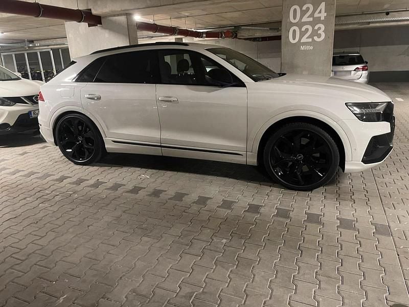 Second-hand Audi SQ8 507 CP (372 kW) 2022 Alb SUV