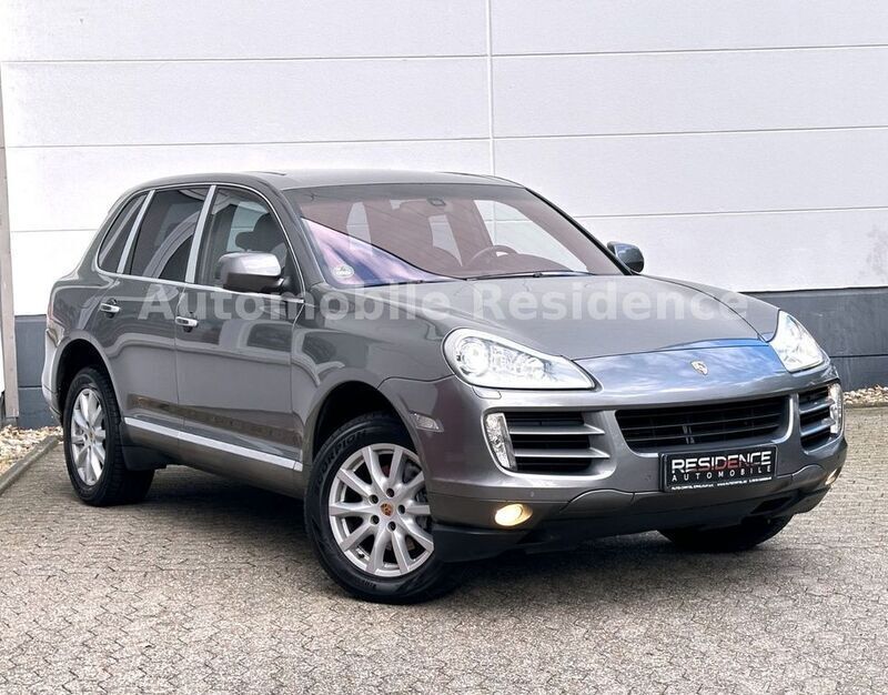 Meteorgraumetallic Gebraucht 2010 Porsche Cayenne SUV | 15.998 € (Superpreis) - Bild 1/4