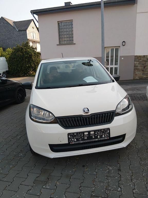 Bila candy/candyweiss Gebraucht 2017 Skoda Citigo Cool Edition Kleinwagen | 5.990 € (Fairer Preis) - Bild 1/4