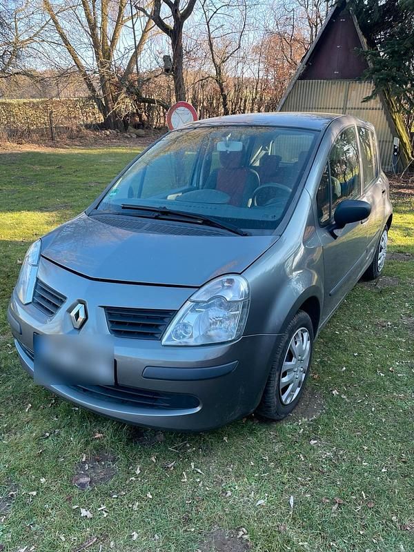 Gebraucht Renault Modus 74 PS (54 kW) 2006 Silber Van / Kleinbus