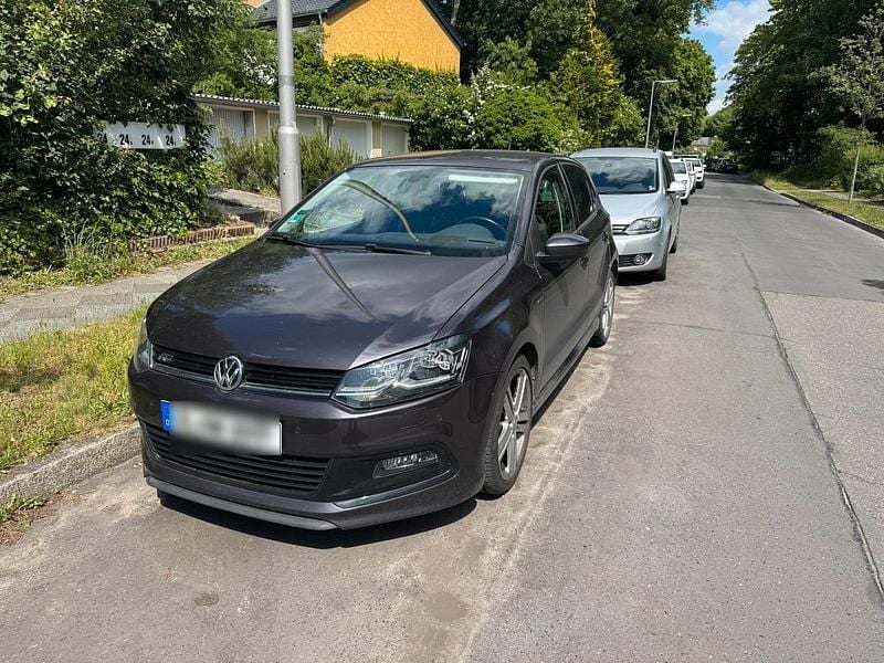 Violet Gebraucht 2015 VW Polo R-line Kleinwagen | 13.900 € (Etwas zu teuer) - Bild 1/4