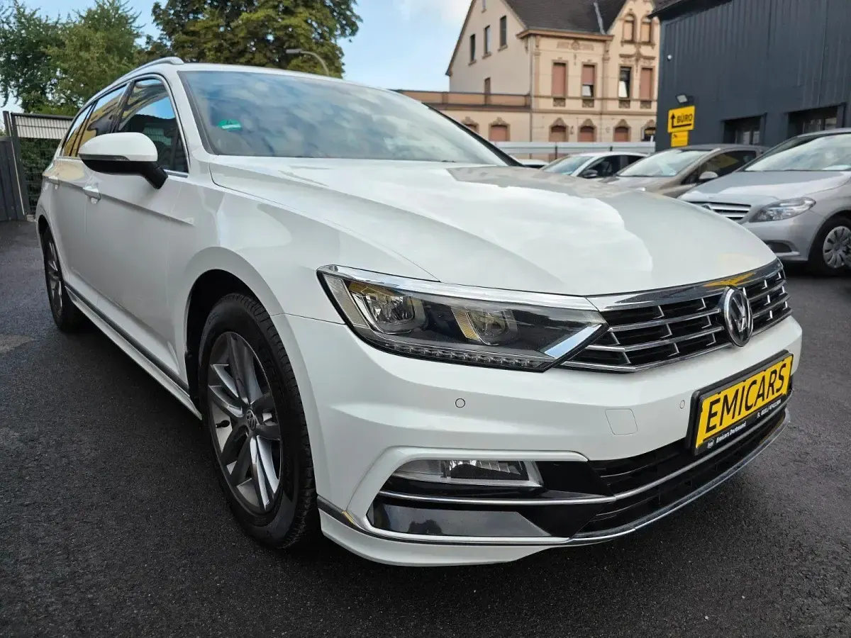 Gebraucht VW Passat Highline 120 PS (88 kW) 2017 Weiß Kombi