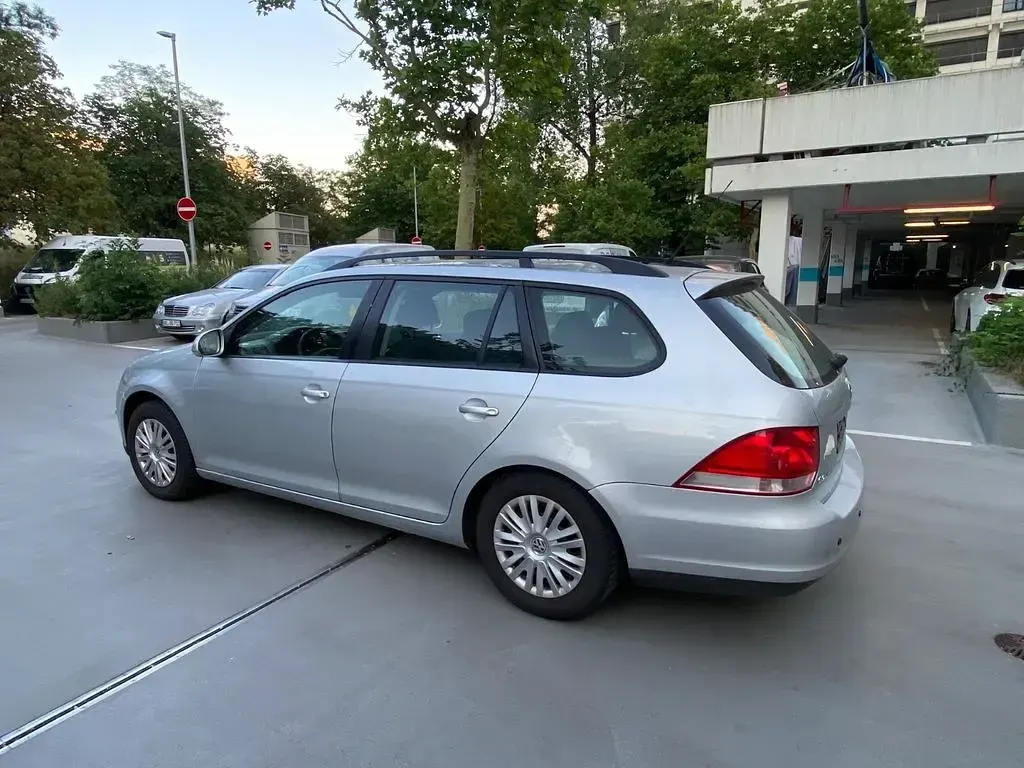 Gebraucht VW Golf V 105 PS (77 kW) 2009 Grau Kombi