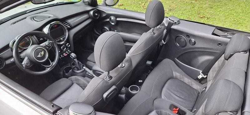 Gebraucht Mini Cooper 136 PS (100 kW) 2017 Silber Kleinwagen