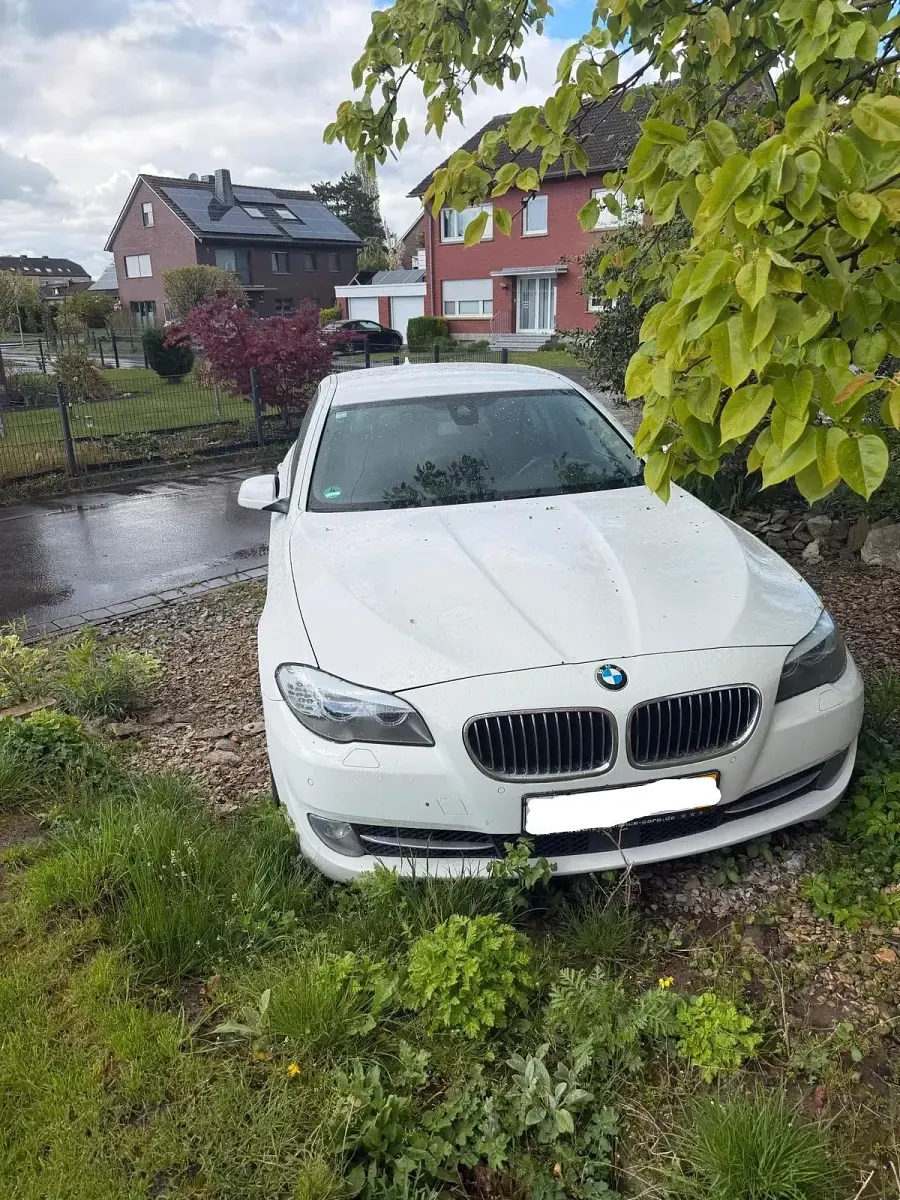 Gebraucht BMW 520 180 PS (132 kW) 2013 Weiß Kombi