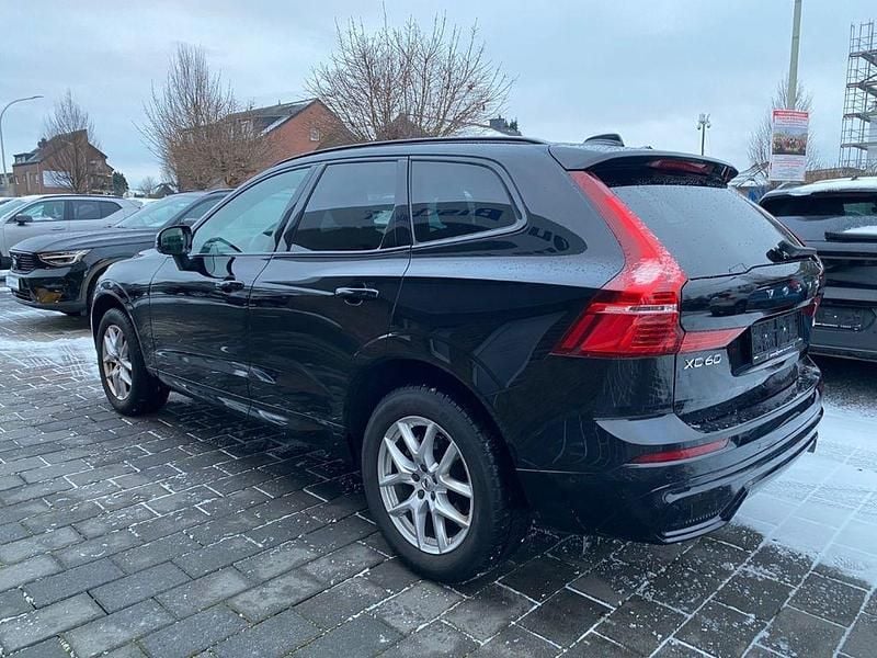 Gebraucht Volvo XC60 Plus 250 PS (183 kW) 2025 Schwarz SUV