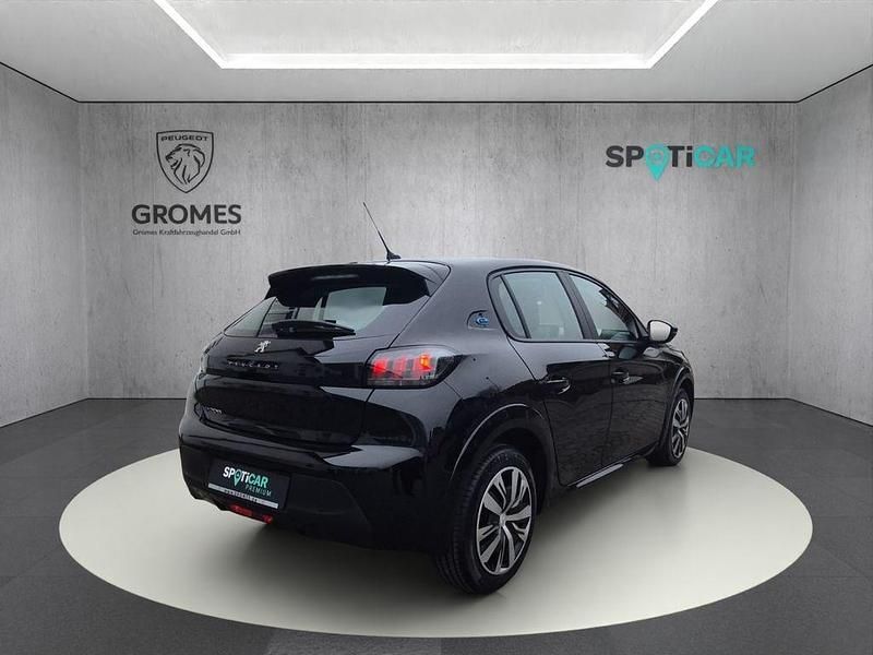 Gebraucht Peugeot e-208 Active 100 kW (136 PS) 2023 Schwarz Kleinwagen