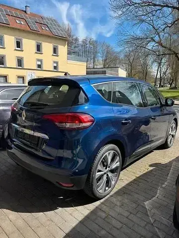 Gebraucht Renault Scénic IV Intens 132 PS (97 kW) 2017 Blau Van / Kleinbus