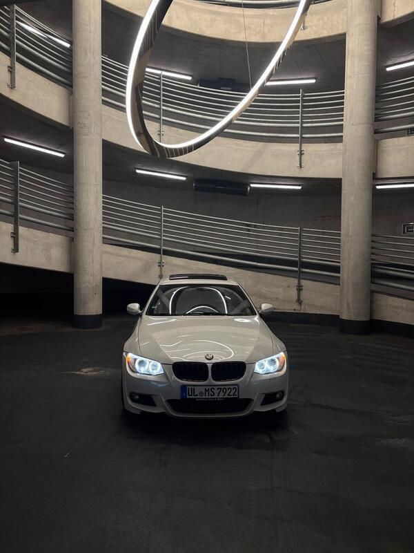 Weiß Gebraucht 2012 BMW 335 M Sport Coupé | 16.000 € (Etwas zu teuer) - Bild 1/4