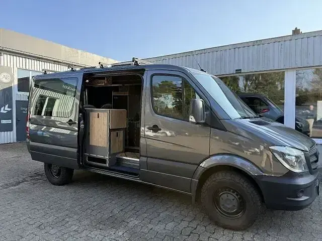 Gebraucht Mercedes Sprinter 190 PS (139 kW) 2018 Grau Van