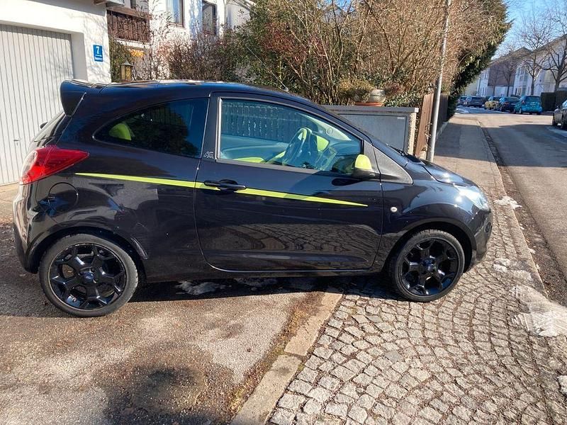Gebraucht Ford Ka Titanium 69 PS (50 kW) 2011 Other Kleinwagen