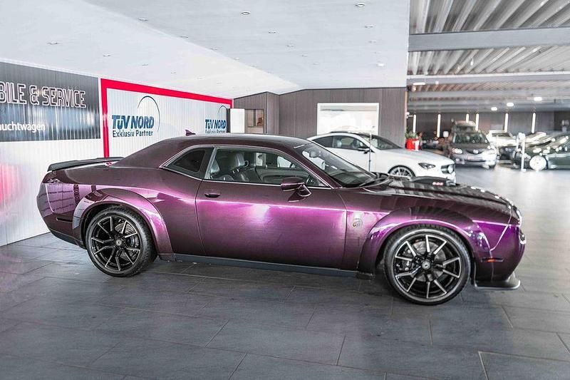 Gebraucht Dodge Challenger 492 PS (361 kW) 2020 Violett Coupé