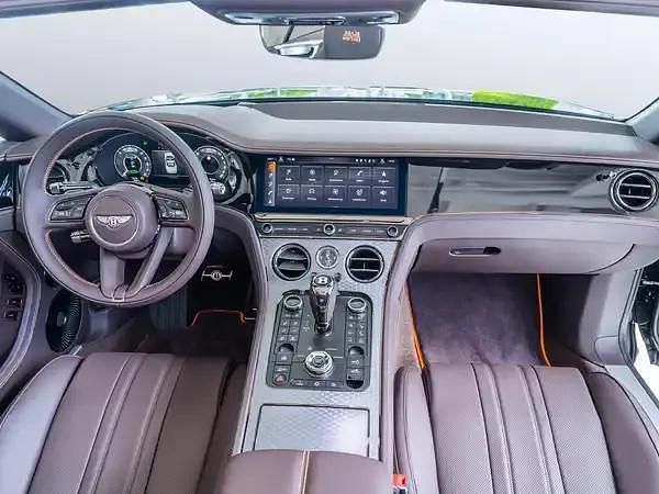 Neu Bentley Continental 680 PS (500 kW) 2025 Schwarz Limousine