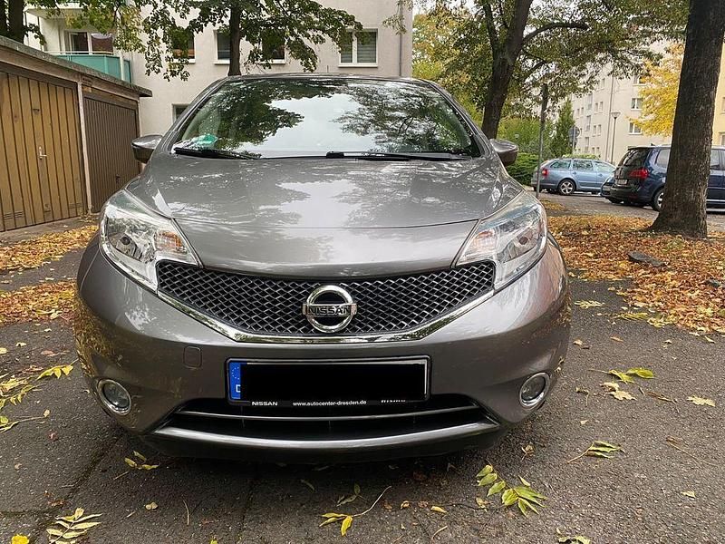 Grau Gebraucht 2016 Nissan Note Visia Van / Kleinbus | 9.000 € (Fairer Preis) - Bild 1/4