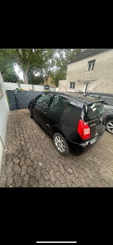Schwarz Gebraucht 2006 Citroën C2 Kleinwagen | 999 € - Bild 1/4