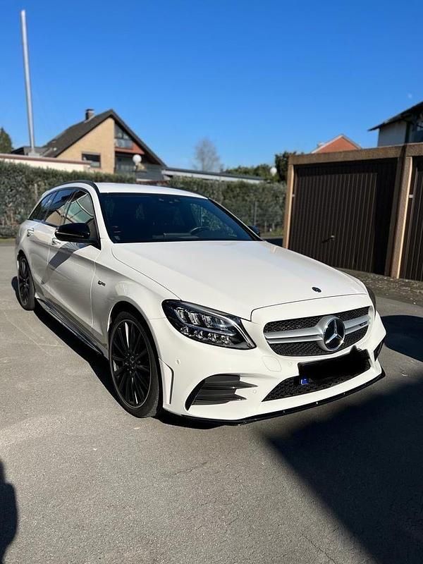 Gebraucht Mercedes C43 AMG AMG 390 PS (286 kW) 2020 Weiß Kombi