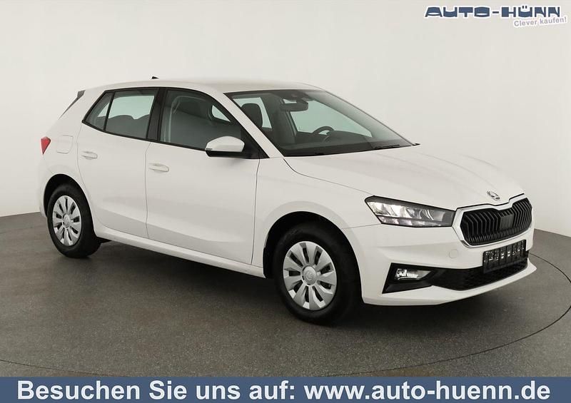 Neu Skoda Fabia Selection 95 PS (69 kW) 2025 Candyweiß Limousine