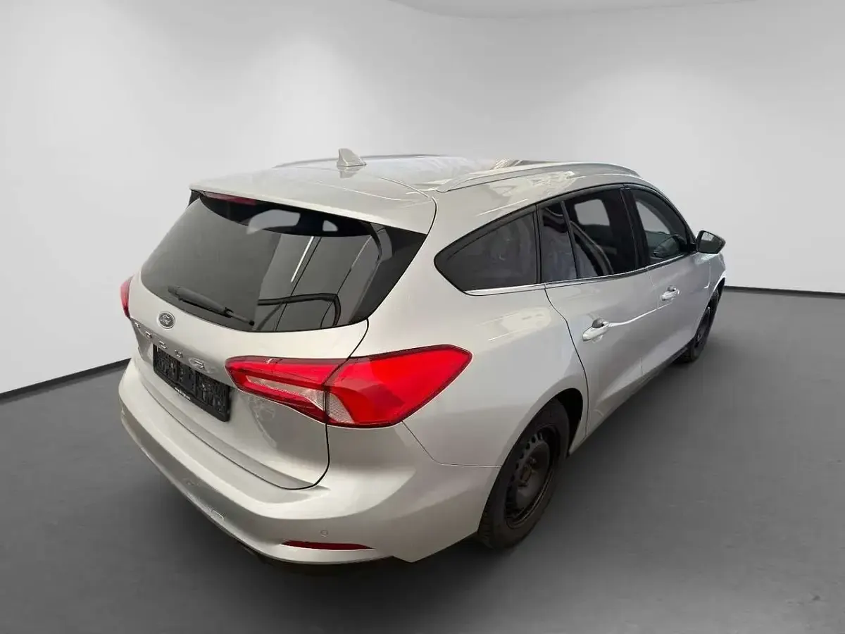 Gebraucht Ford Focus Cool & Connect 120 PS (88 kW) 2021 Other Kombi