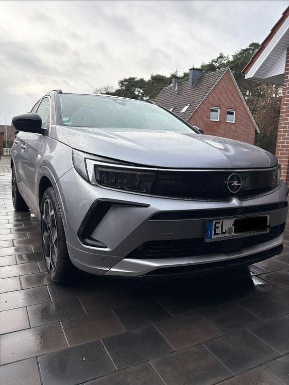 Grau Gebraucht 2023 Opel Grandland X Elegance SUV | 21.300 € (Guter Preis) - Bild 1/4