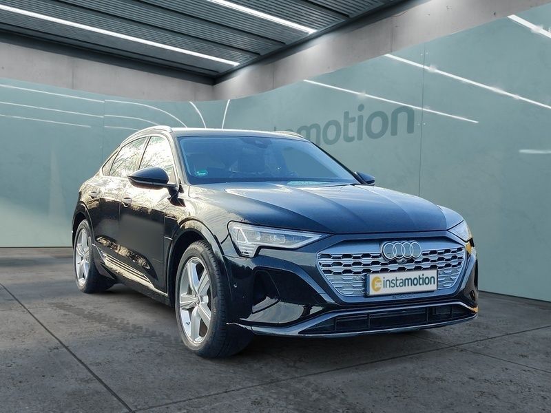 Schwarz Gebraucht 2023 Audi Q8 e-tron Advanced Plus SUV | 56.897 € (Fairer Preis) - Bild 1/4