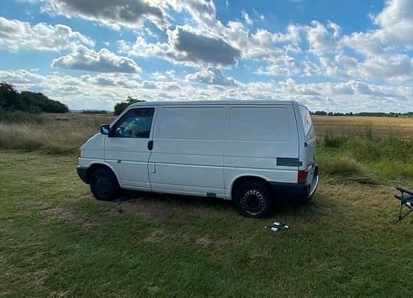 Weiß Gebraucht 2003 VW T4 Van | 4.000 € (Superpreis) - Bild 1/4