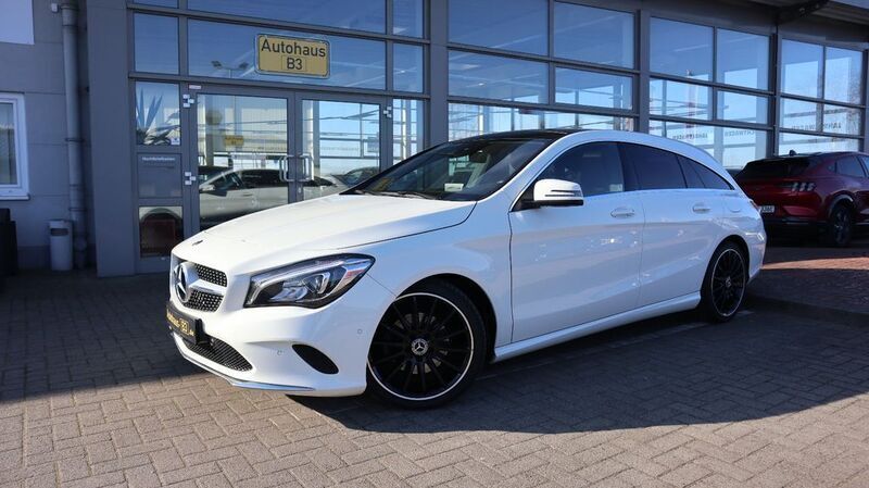 Weiß Gebraucht 2017 Mercedes CLA200 Business Kombi | 17.971 € (Fairer Preis) - Bild 1/4
