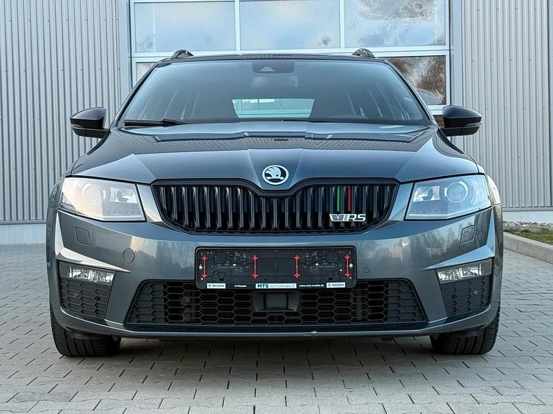 Gebraucht Skoda Octavia RS 184 PS (135 kW) 2016 Grau Kleinwagen