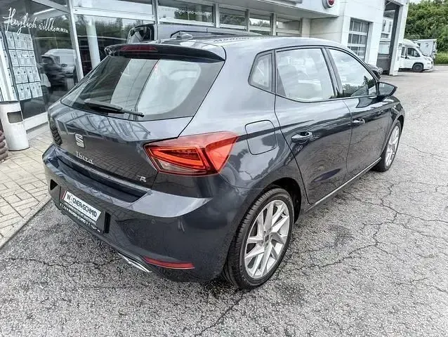 Gebraucht Seat Ibiza FR 95 PS (69 kW) 2023 Magnetic grau Kleinwagen