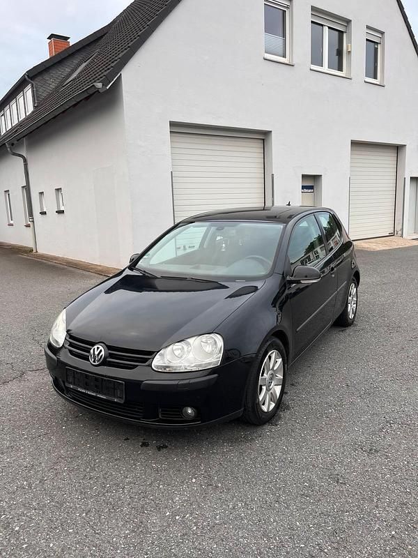 Schwarz Gebraucht 2005 VW Golf V Limousine | 1.650 € (Fairer Preis) - Bild 1/3